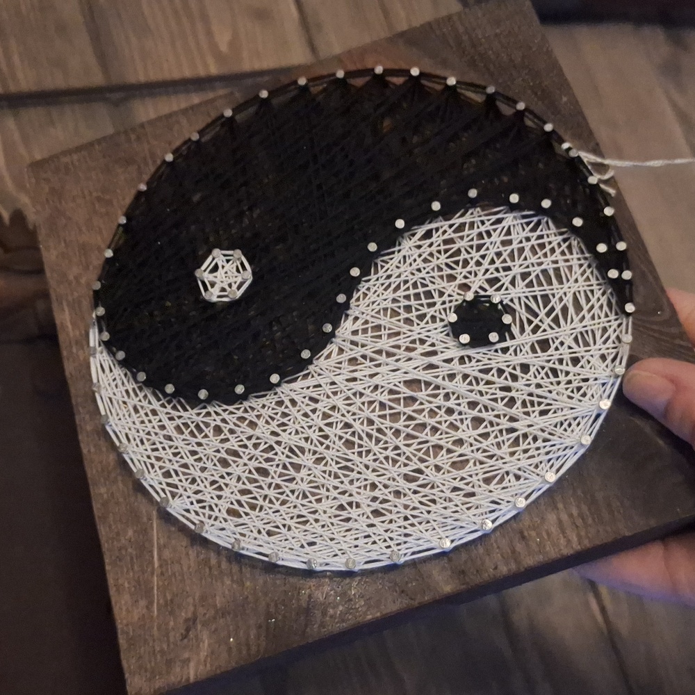 Ying&Yang Handmade String/Nail Art - Picture 2 of 4
